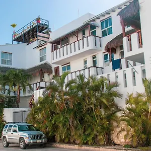 simply-comfort-stylish-las-palmas-apartments-with-pool.quintano-roohotels.com/
