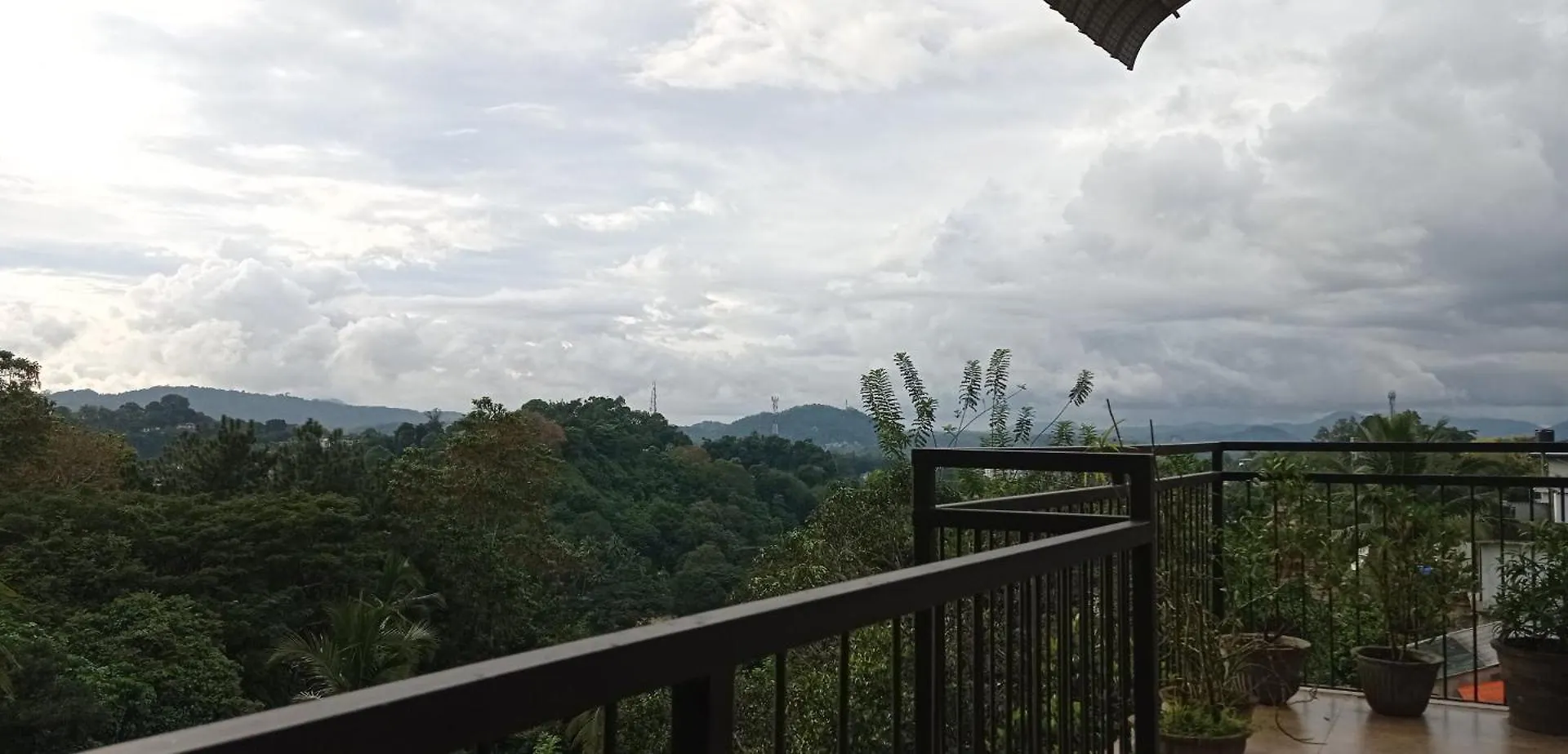 Villa Forest View - No: 50/17 Kandy